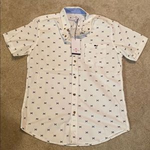 Vineyard Vines Shirt ( Target Line )